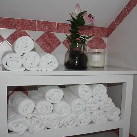 The Sky Lofts - בית הארחה